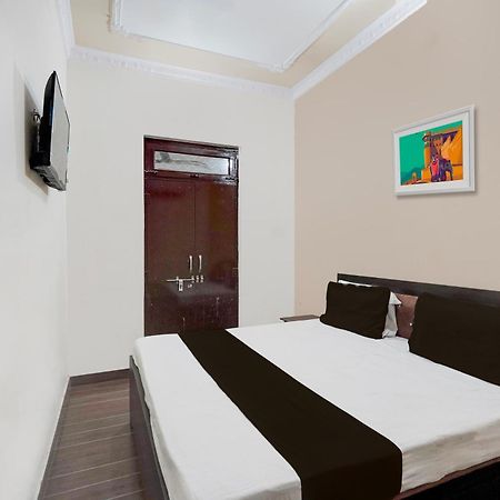 Oyo Hotel Maharaja Palace Мератх Экстерьер фото